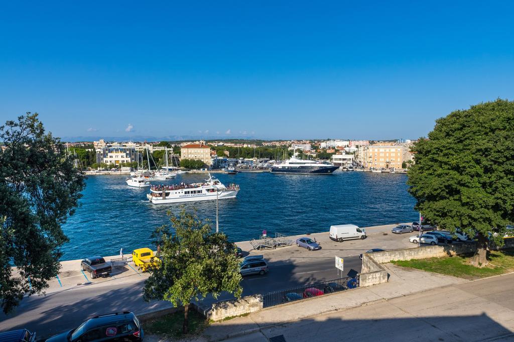 Apartment Corner Zadar Bagian luar foto